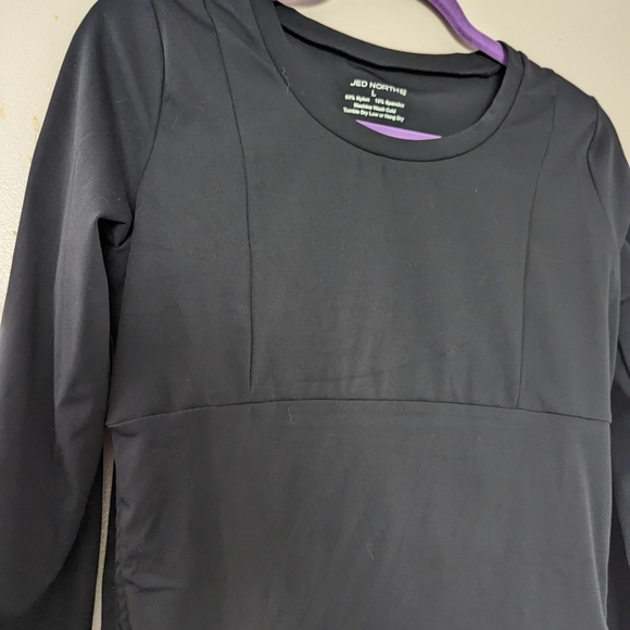 Sports top - Picture 5 of 5